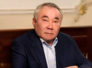 Раскол в казахстанской элите: Кто не пришел на поминальный обед для Болата Назарбаева